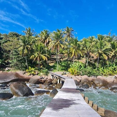 Elephant Guesthouse Beira Mar - Suites Com Cafe Da Manha Ilhabela Dış mekan fotoğraf