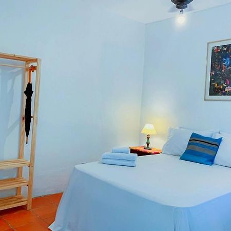 Elephant Guesthouse Beira Mar - Suites Com Cafe Da Manha Ilhabela Dış mekan fotoğraf