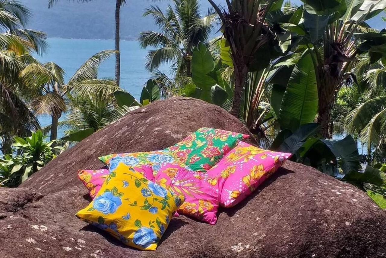 Elephant Guesthouse Beira Mar - Suites Com Cafe Da Manha Ilhabela Dış mekan fotoğraf