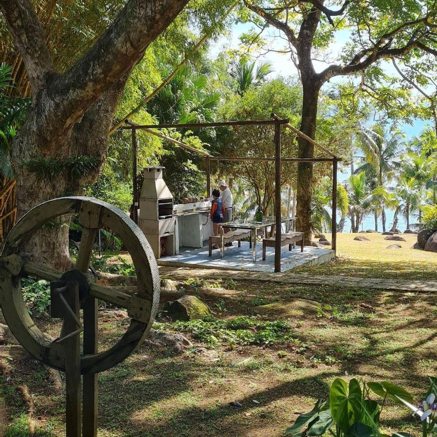 Elephant Guesthouse Beira Mar - Suites Com Cafe Da Manha Ilhabela Dış mekan fotoğraf