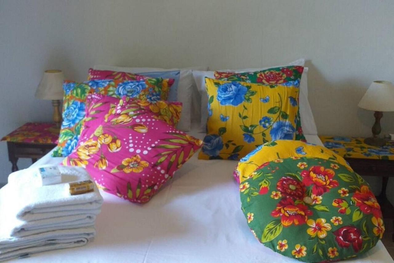 Elephant Guesthouse Beira Mar - Suites Com Cafe Da Manha Ilhabela Dış mekan fotoğraf